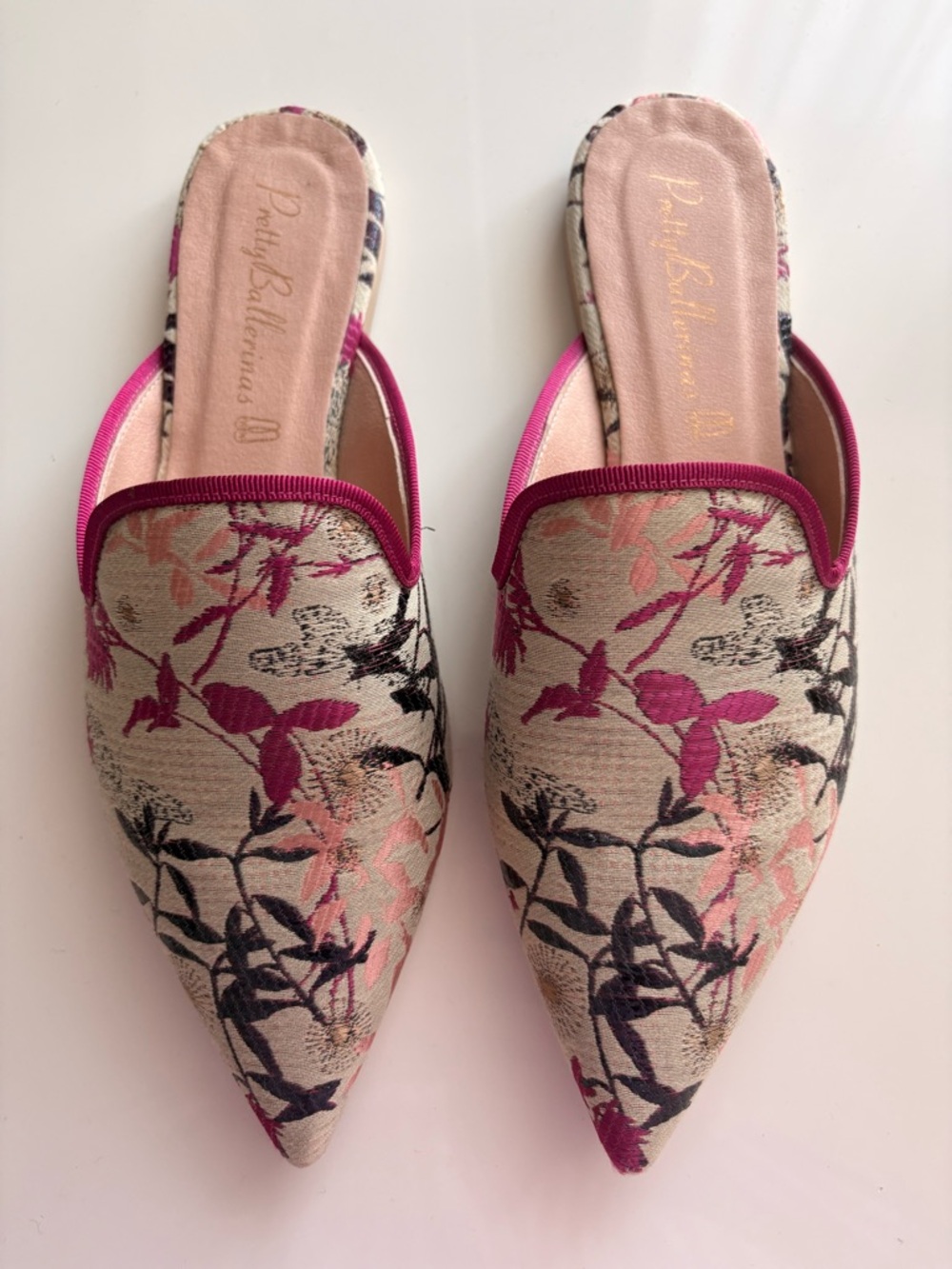 Pretty Ballerinas Floral Pointed Slip-On Mules in Pink
